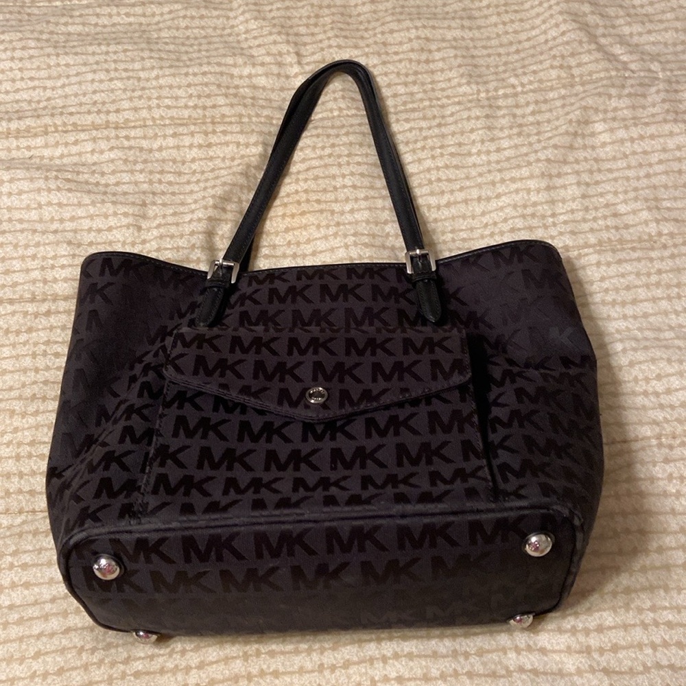 Michael Kors tote